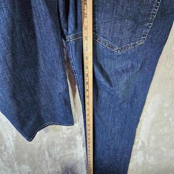 Mavi Jeans Zach Straight Leg Mens 38x30 Medium Wash Classic Wardrobe Staple - Picture 2 of 8